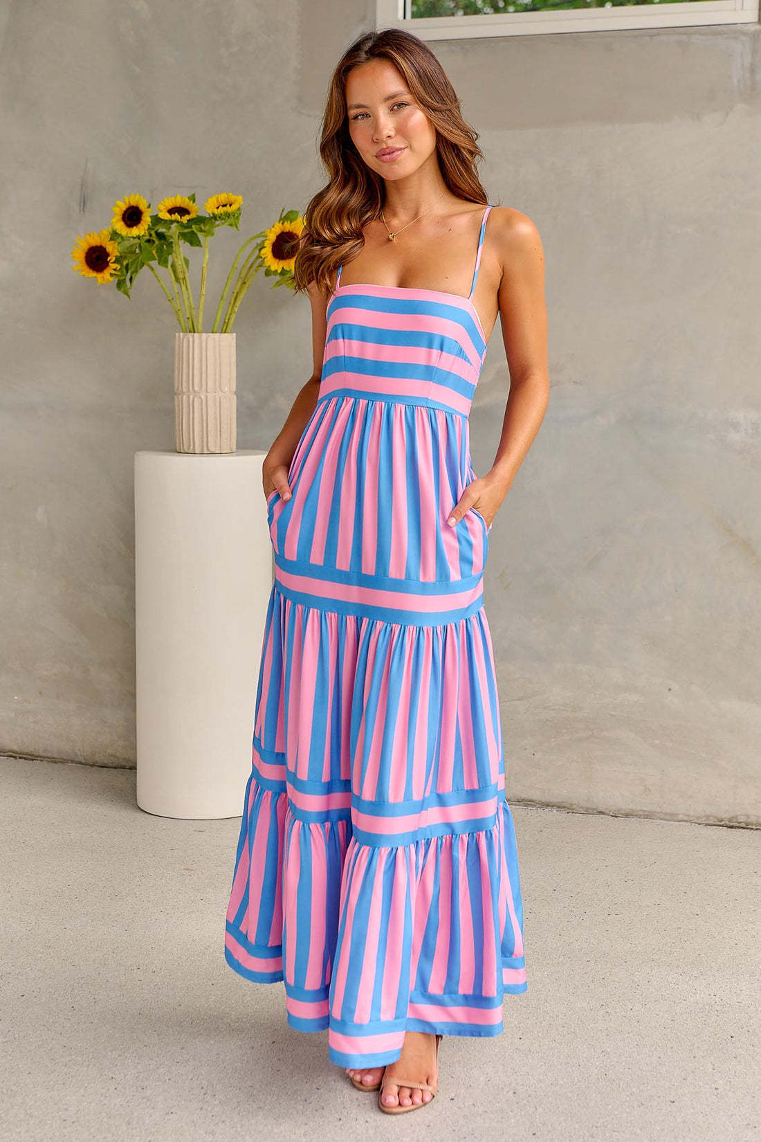 Robe Longue d’Été Rayée à Bretelles