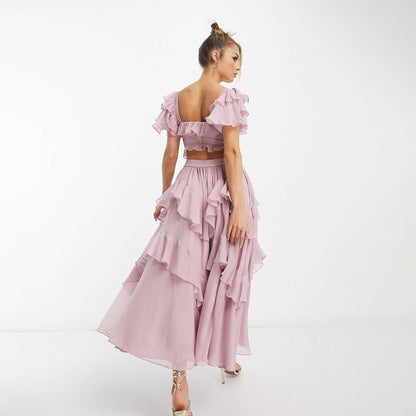 Robe d’Été à Volants Dos Nu et Encolure Carrée – Style Fête et Vacances